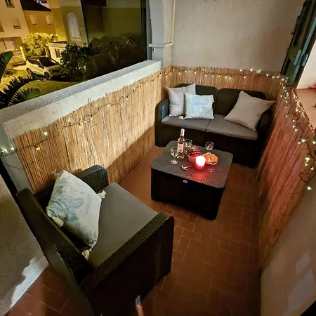 Apartment Special Couple - Lit Queen Size - Netflix - Climatisation - Terasse Plein Sud - 2 Min Centre-Ville - 6 Min Mer - Parking Prive - Offre Speciale *