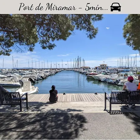 Apartment Special Couple - Lit Queen Size - Netflix - Climatisation - Terasse Plein Sud - 2 Min Centre-Ville - 6 Min Mer - Parking Prive - Offre Speciale La Londe-les-Maures